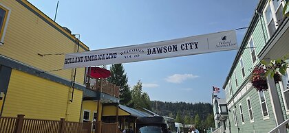 Holland America Dawson City Inn