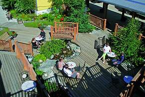 Holland America Dawson City Inn