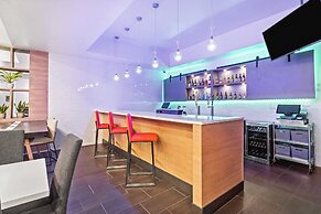 Holiday Inn & Suites Bothell by IHG
