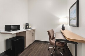 Holiday Inn & Suites Bothell by IHG