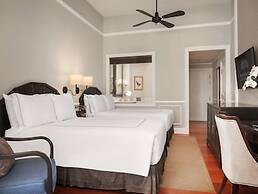 Raffles Hotel Le Royal