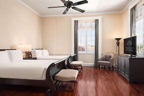 Raffles Hotel Le Royal