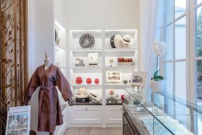 Raffles Hotel Le Royal