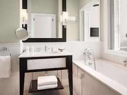 Raffles Hotel Le Royal