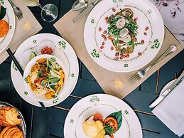 Raffles Grand Hotel d'Angkor