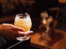 Raffles Grand Hotel d'Angkor