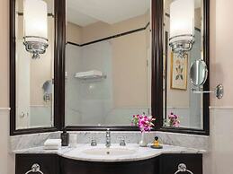 Raffles Grand Hotel d'Angkor