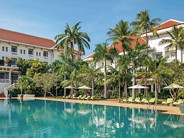 Raffles Grand Hotel d'Angkor