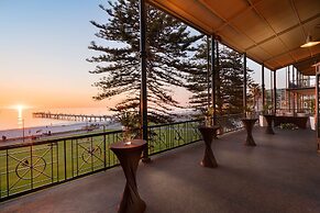 Stamford Grand Adelaide