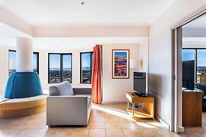 Stamford Grand Adelaide