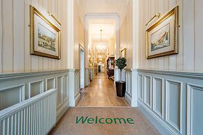 Best Western Limpley Stoke Hotel