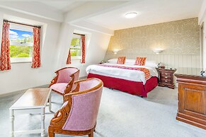 Best Western Limpley Stoke Hotel