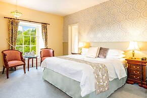 Best Western Limpley Stoke Hotel