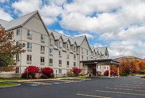 Holiday Inn Express & Suites Lincoln East - White Mountains by IHG