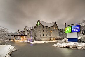 Holiday Inn Express & Suites Lincoln East - White Mountains by IHG