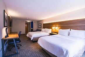 Holiday Inn Express & Suites Lincoln East - White Mountains by IHG