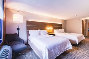 Holiday Inn Express & Suites Lincoln East - White Mountains by IHG