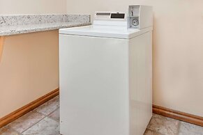 Holiday Inn Express and Suites Sulphur Springs by IHG