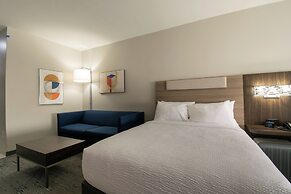 Holiday Inn Express and Suites Sulphur Springs by IHG