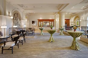 Hilton Naples