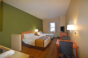 Aviator Suites Hotel by Aspen Hotels