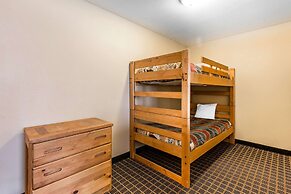 Quality Inn & Suites On the River