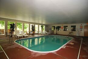 Quality Inn & Suites On the River