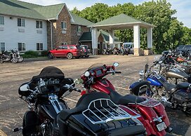 Savanna Inn & Suites