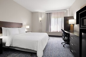 Garner Hotel Topeka West, by IHG
