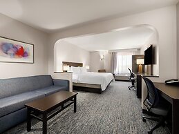 Garner Hotel Topeka West, by IHG