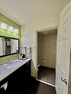 Sleep Inn & Suites Tulsa Central I-44