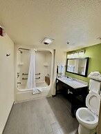 Sleep Inn & Suites Tulsa Central I-44