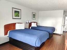 Travelodge Suites by Wyndham MacClenny/I-10