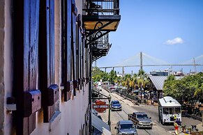 Olde Harbour Inn, Historic Inns of Savannah.