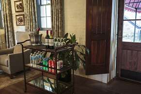 Olde Harbour Inn, Historic Inns of Savannah.