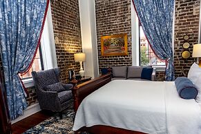 East Bay Inn, Historic Inns of Savannah Collection