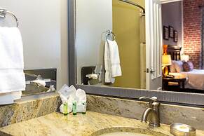 East Bay Inn, Historic Inns of Savannah Collection