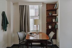 Club Quarters Hotel Rittenhouse Square, Philadelphia