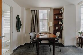 Club Quarters Hotel Rittenhouse Square, Philadelphia