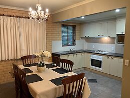 Albury Georgian Motel & Suites