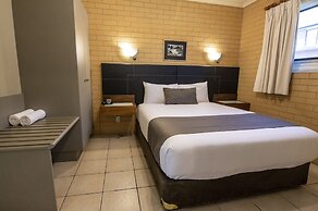 Albury Georgian Motel & Suites