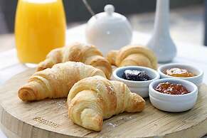 Canterbury International Hotel