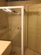 Canterbury International Hotel