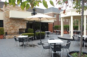 Canterbury International Hotel