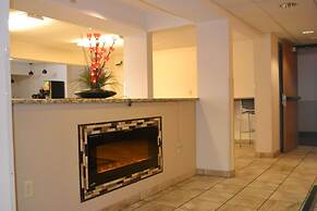 Super 8 by Wyndham Germantown/Milwaukee