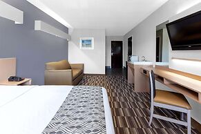 Microtel Inn & Suites by Wyndham Baltimore BWI Airport