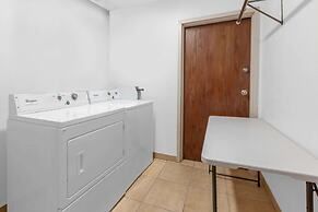 Microtel Inn & Suites by Wyndham Baltimore BWI Airport