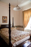 Fairchild House Bed & Breakfast