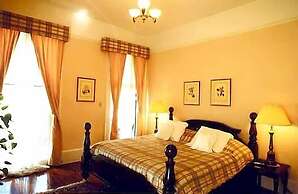 Fairchild House Bed & Breakfast
