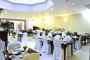 Argenta Tower Hotel & Suites